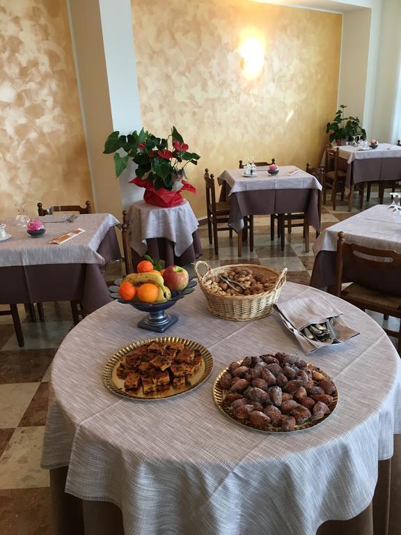 Hotel Ristorante Dotto Varago Екстериор снимка